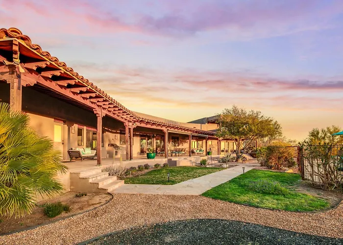 Serenity Oasis Estate Holiday home Marana